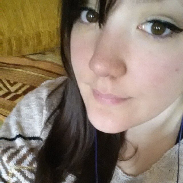 899_Kay's profile picture. Sing me a Taylor Swift love song