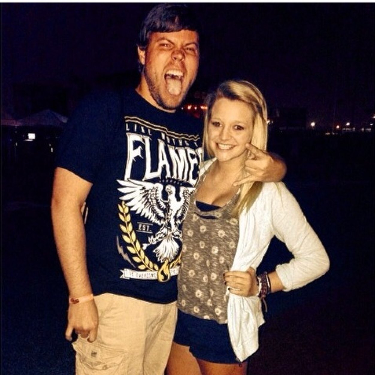 _alecompres's profile picture. ช่วยทำให้ฉันมั่นใจ