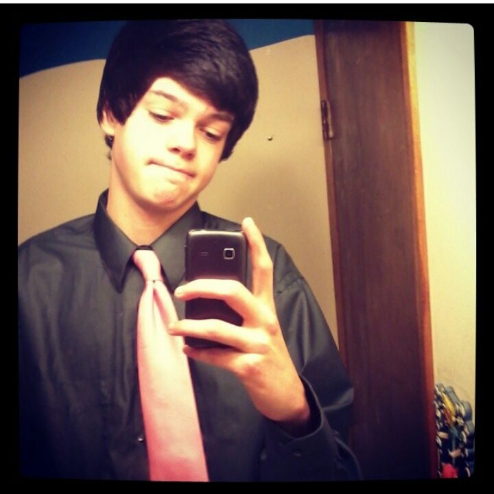 Snapes17's profile picture. Junior . I play football, and baseball.