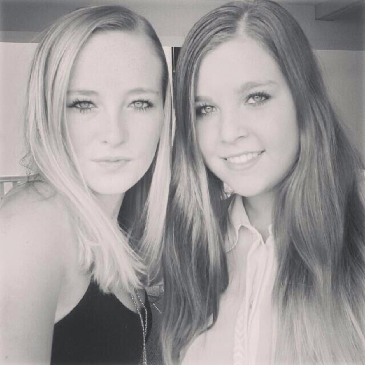 xMichelllllllle's profile picture. life is a bitch, so play it hard.