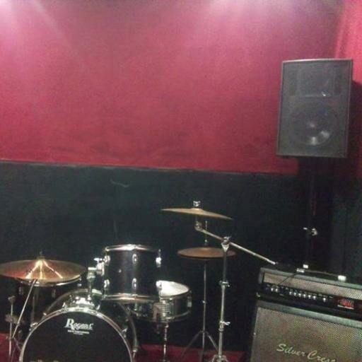 Official Twitter Cabana Music Studio Medan | Buka Jam 12.00 PM s/d 00.00 AM. Booking on Twitter Dgn HashTag #CabanaBooking lalu mention kami :)