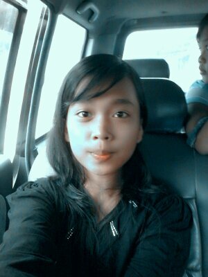 dhea_okti's profile picture. 