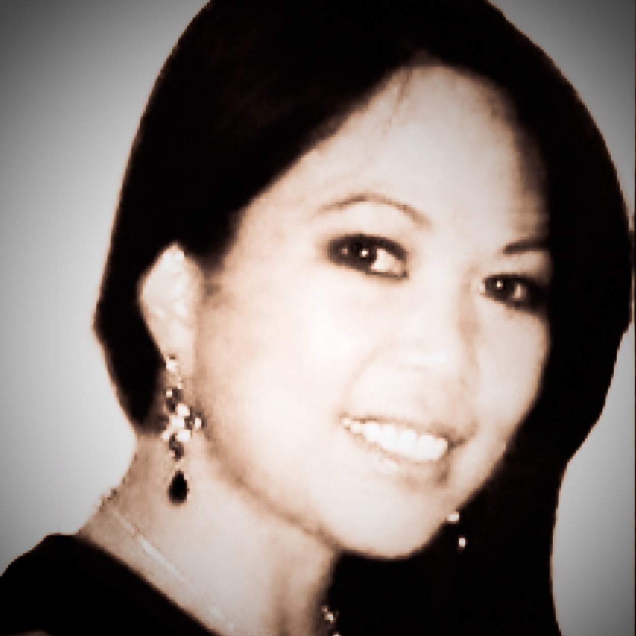 I am an entrepreneur, a caregiver and a mom. I enjoy walks, reading, yoga and cooking. eRepresentative for Avon.