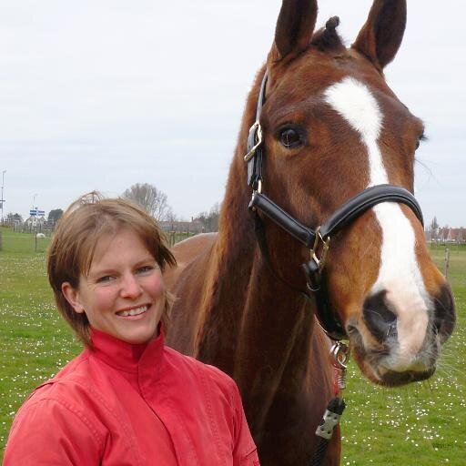 AlexandraWesker's profile picture. Animal Scientist | Pet&Horse Nutritionist | Author of 'Natural Feeding for Horses' | MSc RNutr MRSB RSciTech
