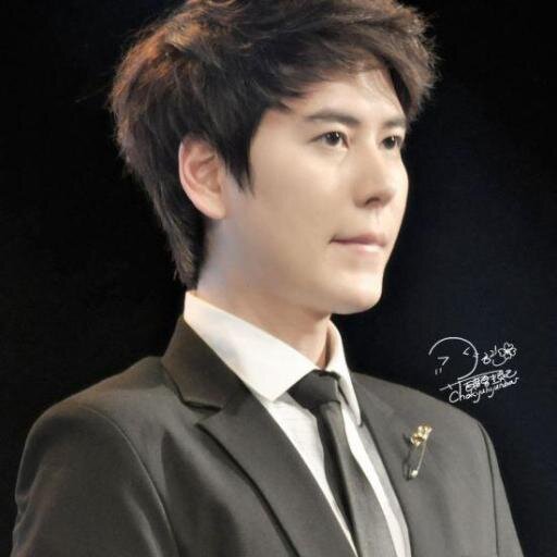 geimgiyu's profile picture. I cant image if i should life without kyuhyun's voice. I always stay beside him. Till the end of Sapphire Blue Ocean. S U P E R   J U N I O R!