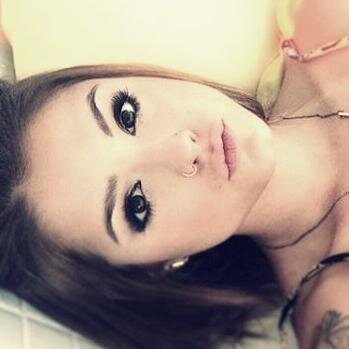 @caamilasenna ''Minhas orações são pra te proteger, quero que saiba que eu amo você.''