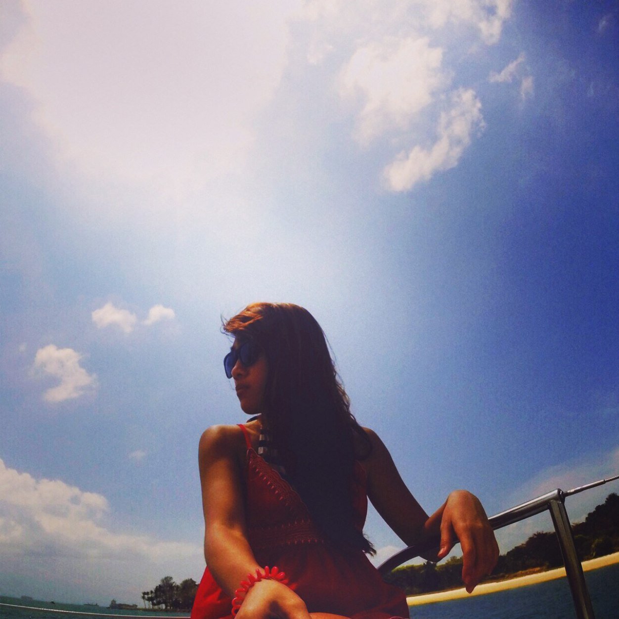 apairofshoe's profile picture. Even when it’s rainy all you ever do is shine