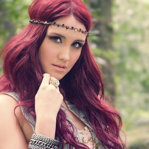 ExtranjeraDM85's profile picture. Cuenta de apoyo a la mejor idola del mundo. @Dulcemaria MANTENTENTE INFORMADO :) siguenos!♥ ♥ ♥ ♥DISPONIBLE SIN FRONTERAS 8 DE ABRIL EN TIENDAS y ITUNES♥ ♥ ♥ ♥