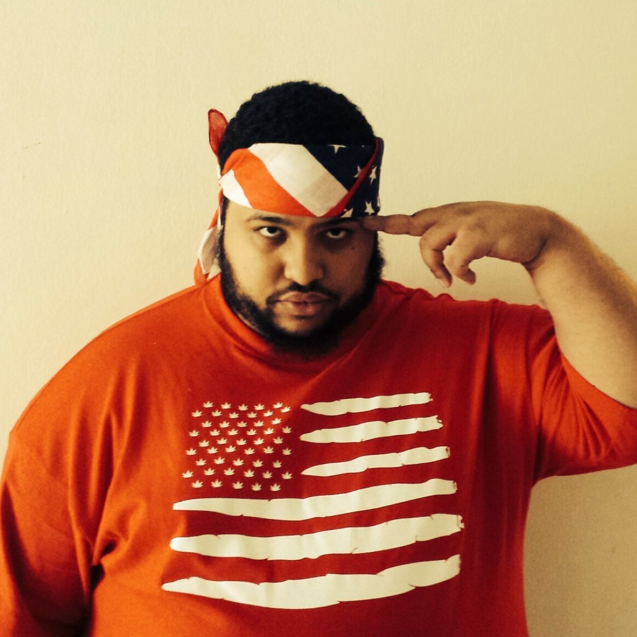 HardbodyHeights's profile picture. #OUTTATOWNBOIS  Stack Bundles 4eva R.I.P.