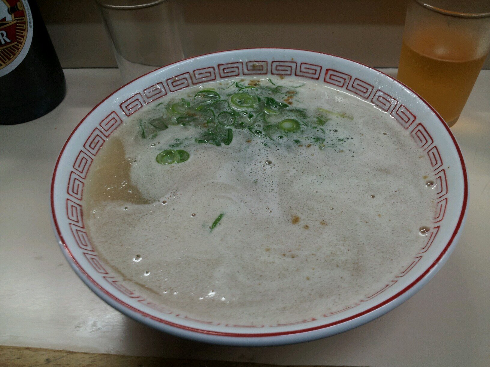 フォロー返しは心かけてます。 美味かったご飯、日常を更新していきます（＾◇＾）サッカーは好きなんでメモ変わりに使ってます。尿酸値10超えてて痛風です。酷い時は月に一回発作します。