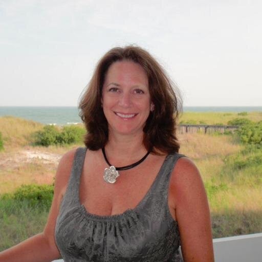 Co-founder @Growthcst Interested in the intersection of technology and business