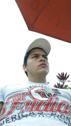 carlosantury's profile picture. bbm: 797F0381 whatsapp:3125307315