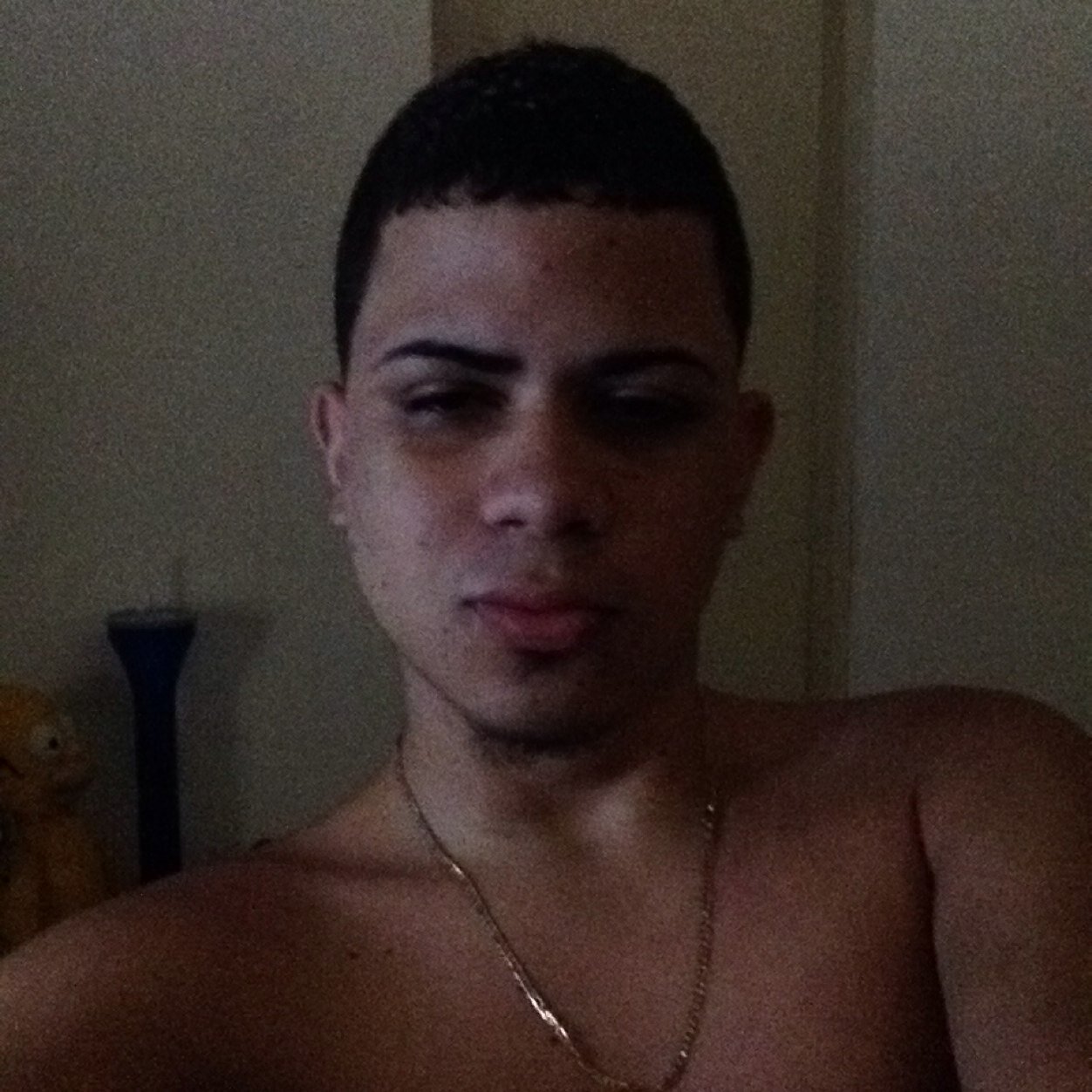 - Puerto Rican - Gamer -19 years - Kik : Vazqueeez - IG: RafnelVazquez