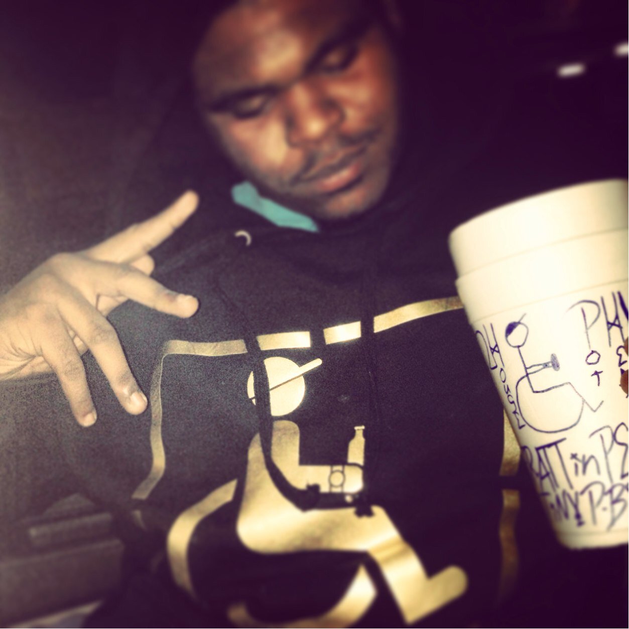 KingCr1p, Bkig Chips, a Bkad Bkitch w/ Nice #Tits, a Couple Light 1/5's && a Few #Flight Zips
I Keep It #Spoety