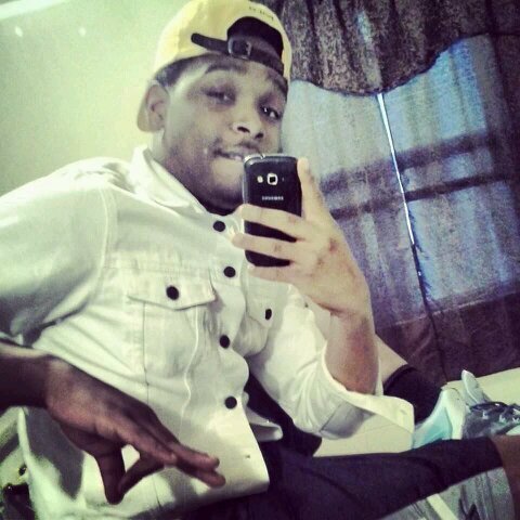 yung_yolo_69's profile picture. #-snRS