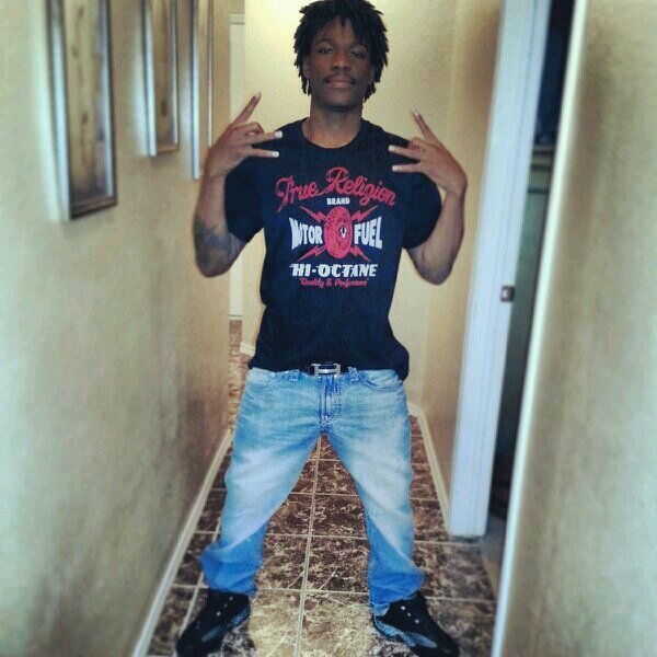 #ThrowDem M's #Astronautstatus t#Getting to the money, sports n school.#GuerrillaTroop