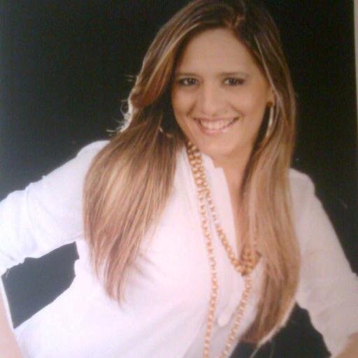 CAROLINELEVITA's profile picture. Mulher solteira, que busca um caráter de Cristo.Extrovertida, simpática e alegre. Busca mais de Deus para sua vida.