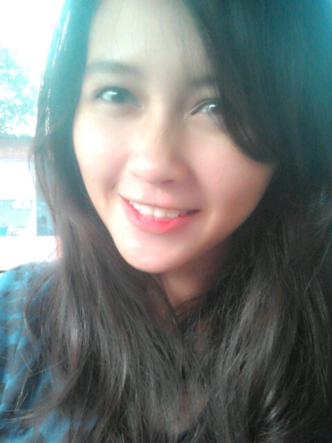 Temukan saya di :ig:@chaichanicha,path:@khaira annisa
,
