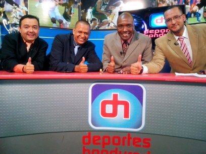 DEPORTES HONDURED CON SU STAFF PROFESIONAL  DE LUNES A VIERNES, DE 9:00PM A 10:00PM