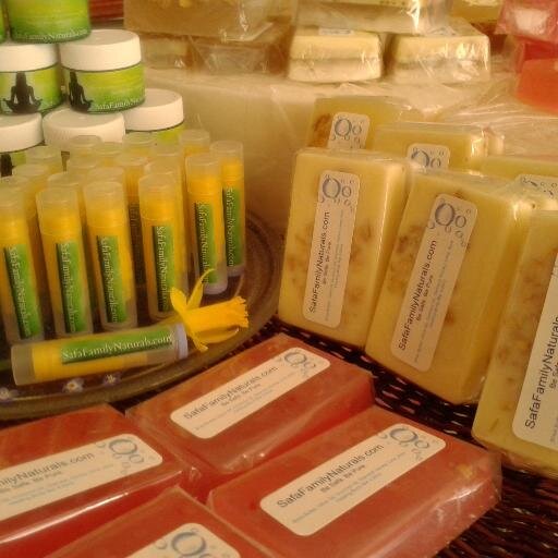 SUNNIBSMITH's profile picture. http://t.co/Zat3RawGjo        http://t.co/GtEGRVifPS