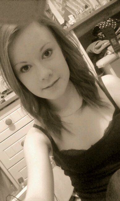 Coldplayer_98's profile picture. Dancer/Harrier/Pianist/Veggie.                                  Old account: New one: ZoeOlivia98