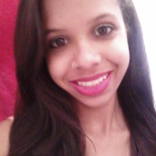 ' Se a vida lhe negou um sonho, mostre a ela que você é forte para lhe negar uma lágrima  ;D
-  Você é o presente que Deus me deu @CaioGandolphi Te amo ♥