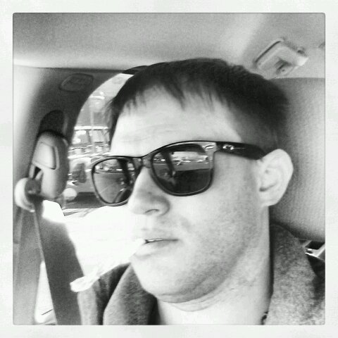 Music maker, curator, travelogues.