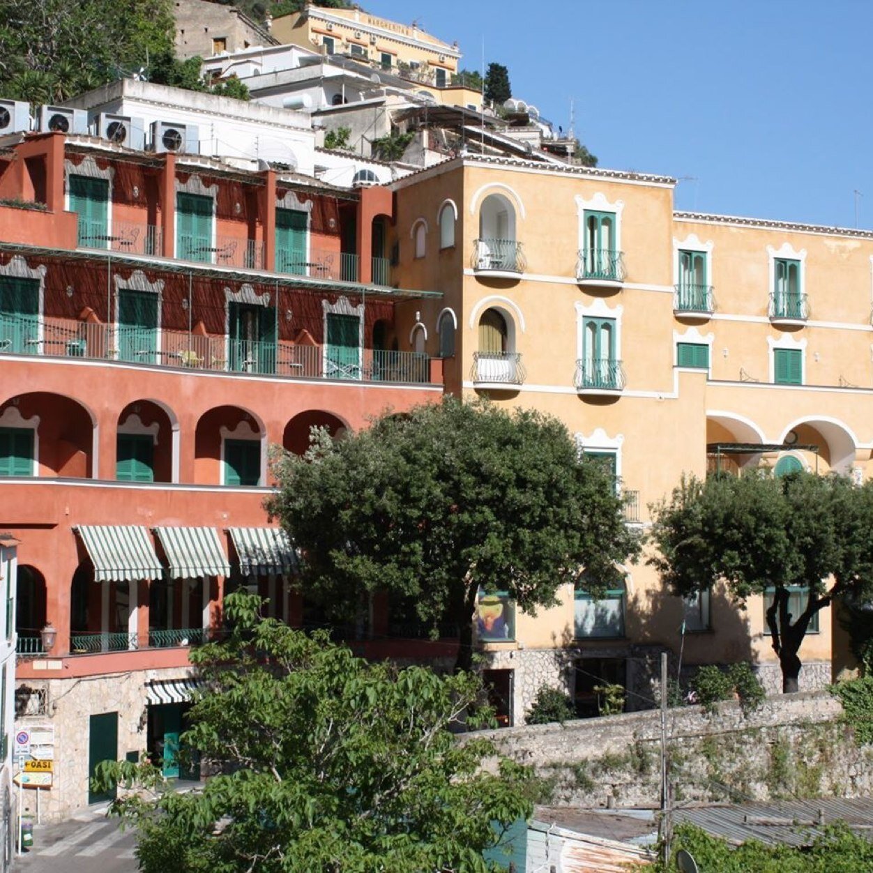 savoiapositano's profile picture. The Hotel Savoia is a beautiful hotel located in the center of Positano.
Visit our website for more photos and information.
http://t.co/VOD4uHeVtU