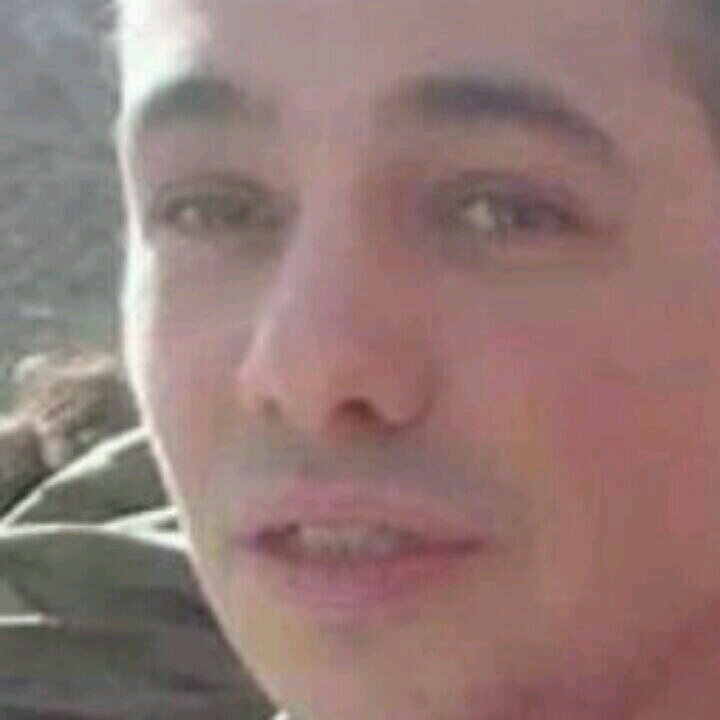 0d40501693cc4cd's profile picture. 