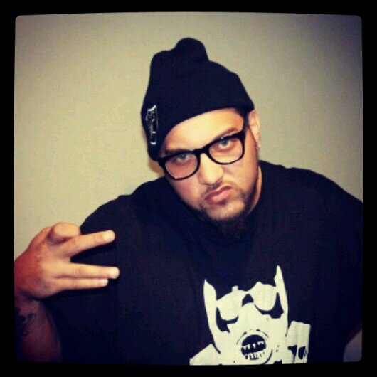 Marketing manager/PR for #StonerGangEntertainment. Cali made Texas raised! #StonerGangENT #RaveRap IG:Caliborntexan