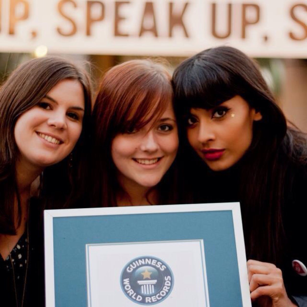 SignUpSaveLives's profile picture. Three people die every day waiting for a transplant. We want to change that.