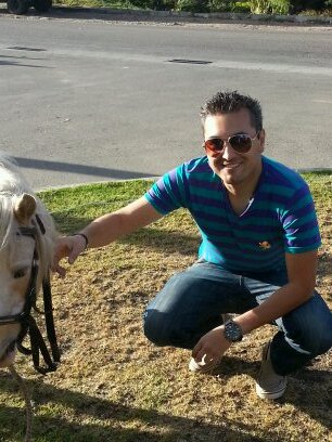 f_ovalle's profile picture. 