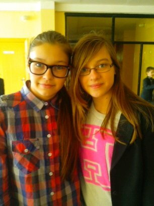 Hiiiii.......I'm Leila ;]]] I love 1D ♥♥♥ and I love food ♥ :D**