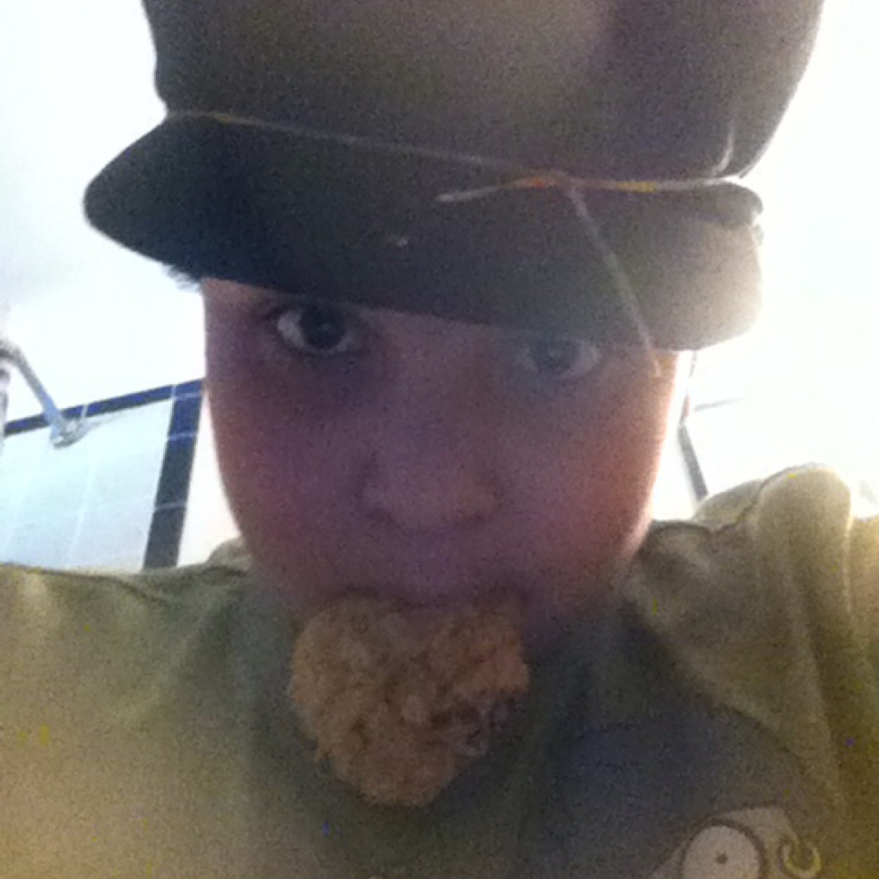 ceblub's profile picture. What's a bio screw it just say Poop