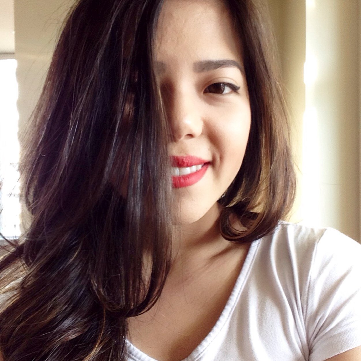 Graphic Designer, illustrator, photographer, fashion crazed.