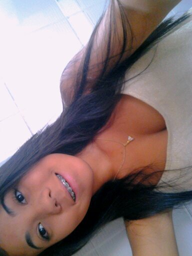 Eu te amo. Mesmo negando. Mesmo deixando você ir. Mesmo não te pedindo pra ficar. Mesmo estando longe, eu te amo. E amo mesmo.