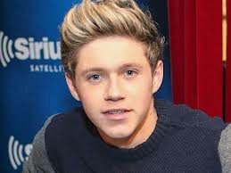 Hello sunshine follow @HoranFor5SOS she follows back! 

ps your fave loves you :)