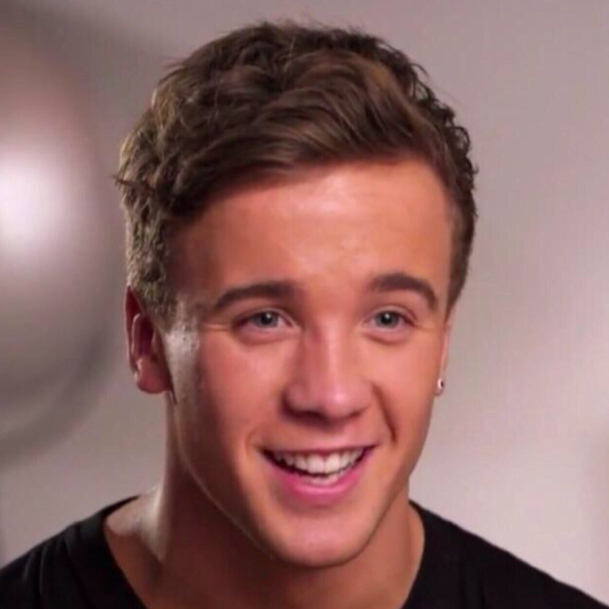 Sam callahan followed-4/02/2013❤️ Nicholas Mcdonald followed-4/03/2014❤️


Manchester