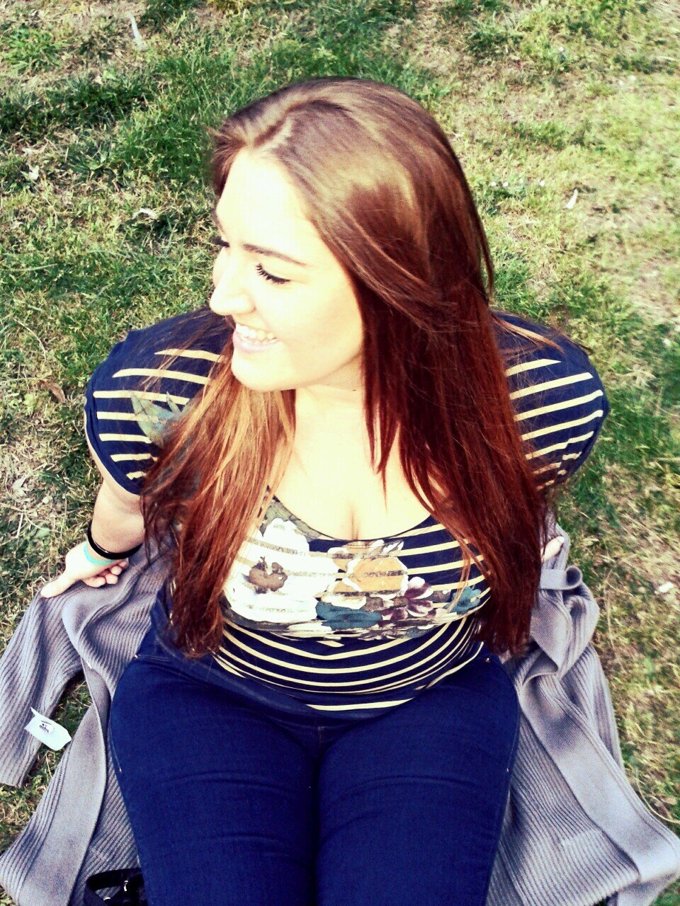 Muere conmigo cada noche renace conmigo cada mañana, la libertad sin responsabilidades ni consecuencias, Sonrie vive la vida & se feliz ;)  ♥Leonas♥