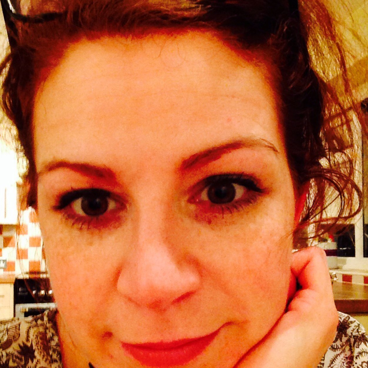 ruthiev83's profile picture. 