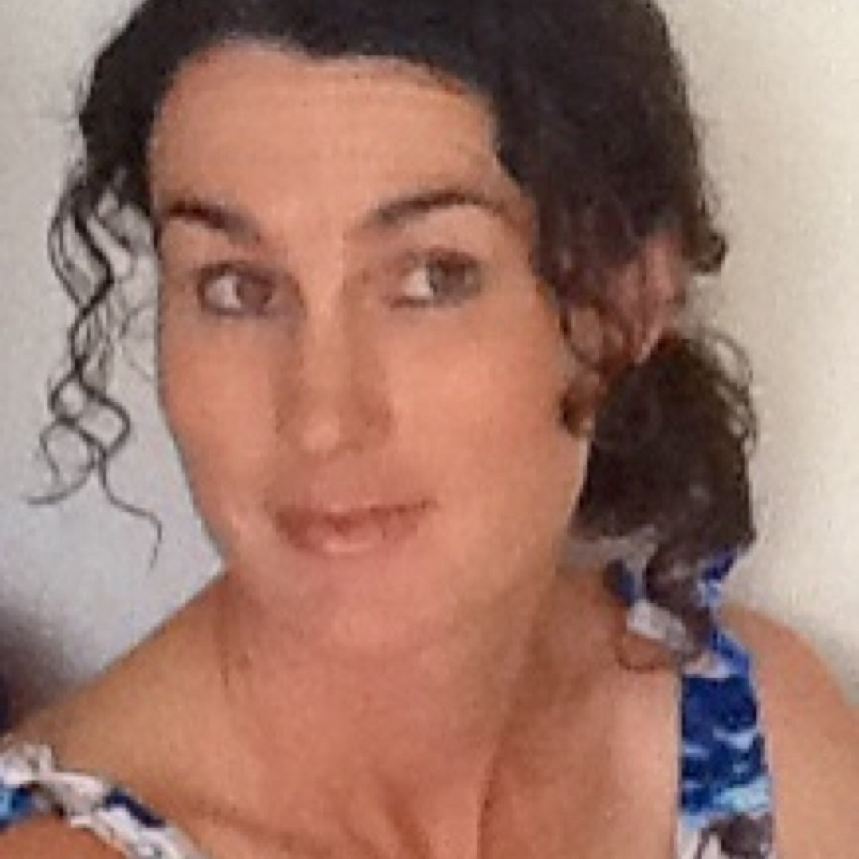 helenclaremedia's profile picture. Presents as relatively normal person/mother/wife/media and communication specialist.