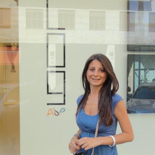 Pinkcrystal5's profile picture. La mia vita è uno zapping tra web, musica, Juventus, caffè, pizzette e il mare. Parlo tanto.... dovrei fare la speaker!