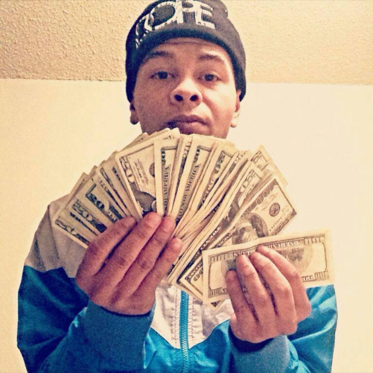 Austinjay200's profile picture. I love money!! MCA is my online job. Look at my pics. Message me to make money.