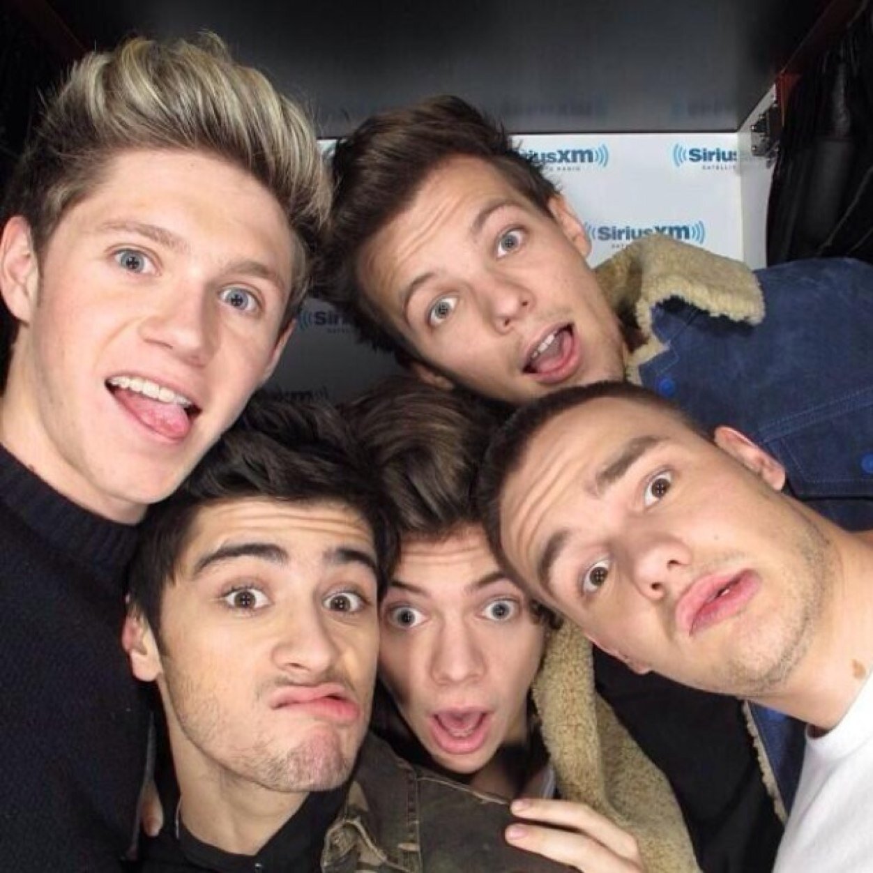 1DUniverse's profile picture. #crazymofo