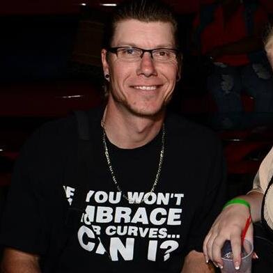 Mechanic, Photographer and Pornstar. If you need an engine swap, pics taken or a Big White Cock...look no further!