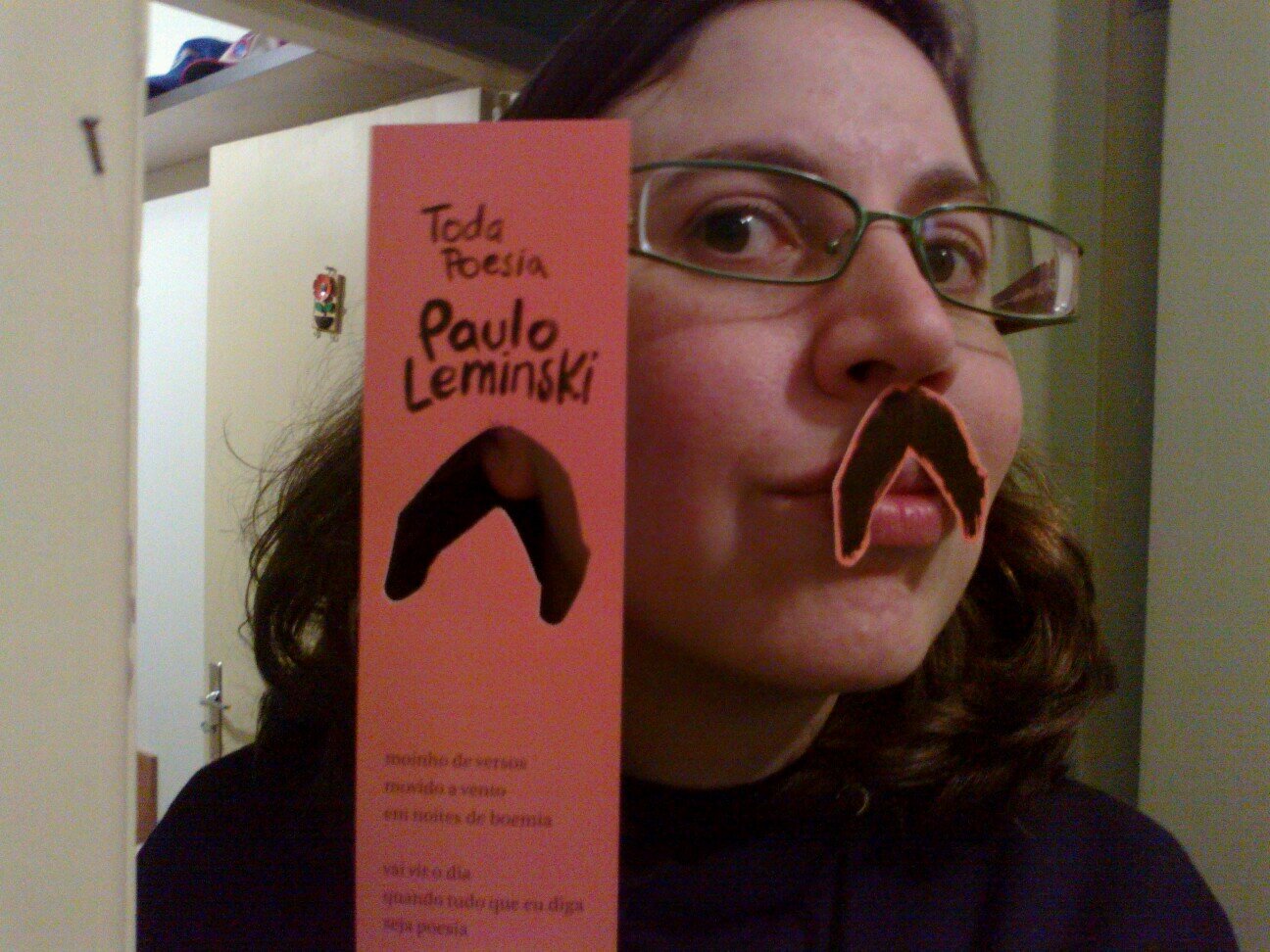 10culturando's profile picture. Moderadora do blog sobre filmes, séries, livros e muito mais 10Culturando. Também tenho um blog pessoal, visitem: http://t.co/wvqx79VXmL