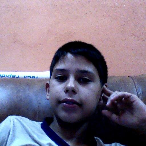 Al que me sigue yo también le sigo