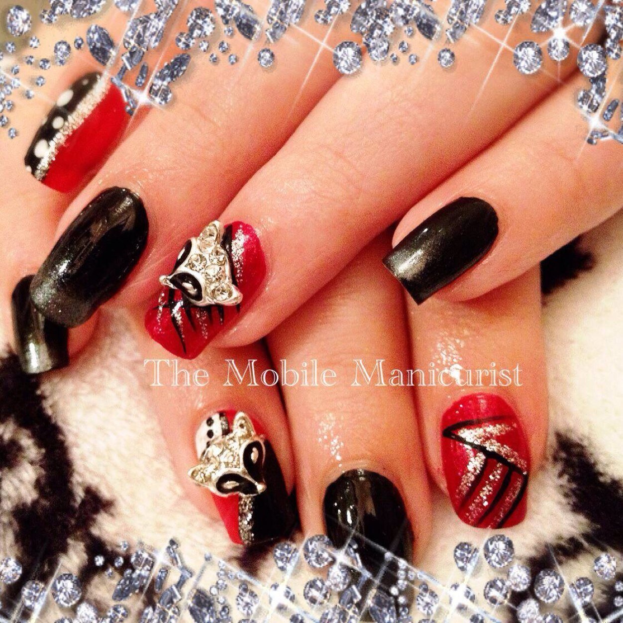 TheMobileMani's profile picture. Fully mobile salon specializing in nail art, MAC cosmetics, and airbrush body bronzing.