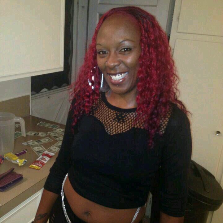 ninat303's profile picture. 