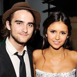 According to Leon I'm Dorothy.. but I'm pretty sure she's dating Charlie now. A Giants Band Nerd, Bambi's Cupcake. -|RP| #CharmedForever|H: On|-